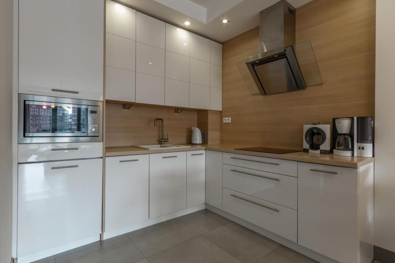 Citystay Ambra Waterlane Apartment กดัญสก์ ห้อง รูปภาพ