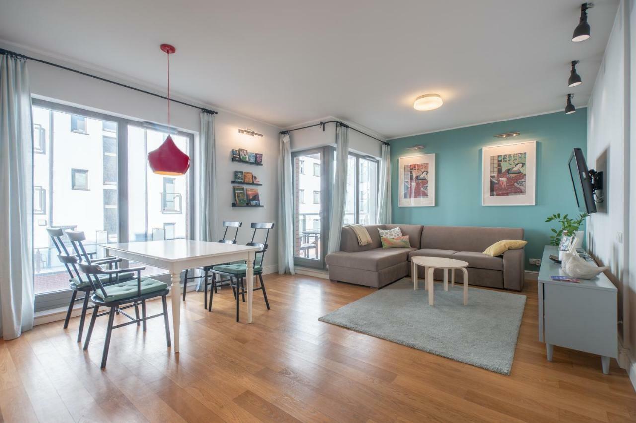Citystay Ambra Waterlane Apartment กดัญสก์ ภายนอก รูปภาพ